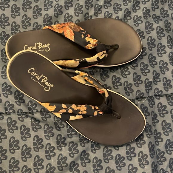 Coral Bay Collection - Picture 2 of 8